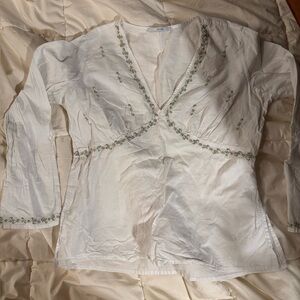 Elegant White Embroidered Women's Top